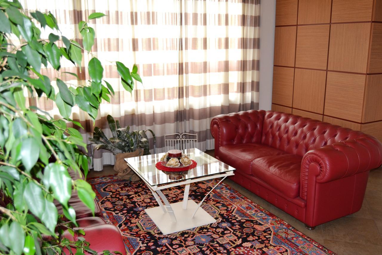 Giga Hotel Villa Santa Lucia 外观 照片
