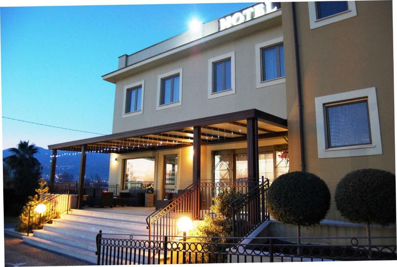 Giga Hotel Villa Santa Lucia 外观 照片