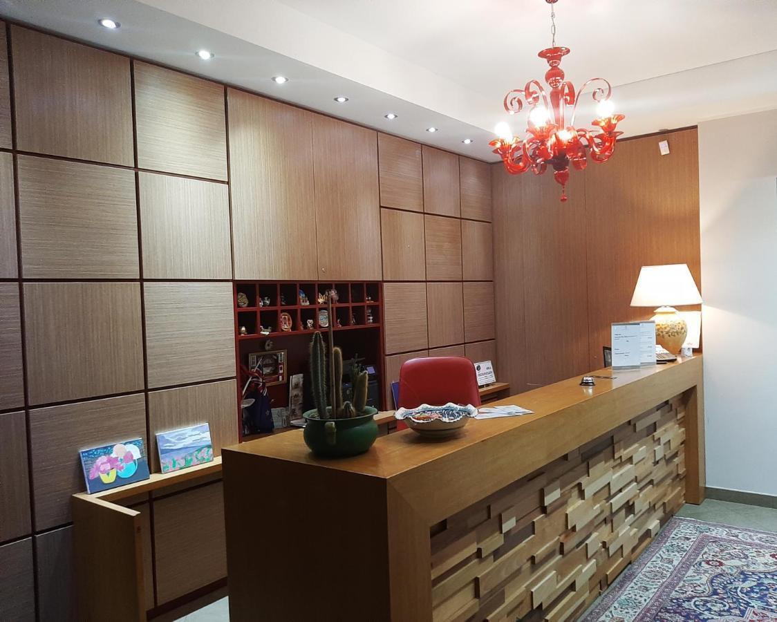 Giga Hotel Villa Santa Lucia 外观 照片